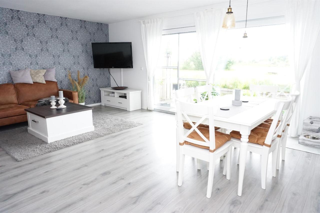 Ferienhaus Max Am Wasser Ferienpark Vislust Wervershoof Ngoại thất bức ảnh